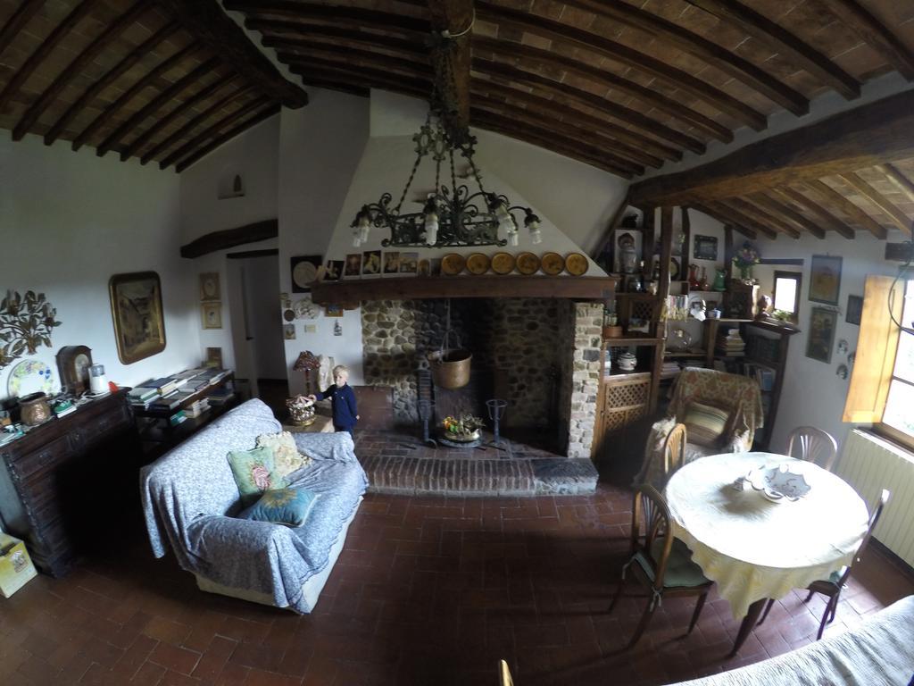 Casale Le Querce Apartment